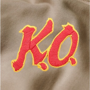 เสื้อฮู้ดดี้ปักลายแบบกำหนดเอง ผ้าฟลีซหนานุ่ม ปักอักษรด้วยไหมเชนีล ปักลายแบบผ้าขนหนู ทรงหลวมไหล่ตก เสื้อสเวตเชิ้ตแบบสวม Unisex - Product Image 4