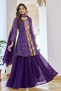 Traje Kurta Plazzo Dupatta de Foux Georgette con Bordado Badhani y Diseño de Hilo Impreso - Product Image 4