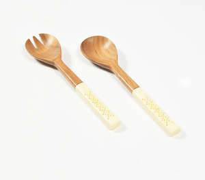 Ensemble de cuillères et fourchettes modernes écologiques en corne de buffle naturelle fabriquées à la main en Inde par United Trade World pour servir les fruits - Product Image 3