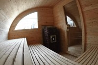 Sauna Exterior Ovalada Espaciosa para 8-10 Personas, Cabina de Sauna de Madera Termotratada con Chimenea y Ventanas Arqueadas