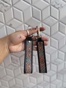 Nouveau porte-clés de haute qualité en cuir repoussé à la main porte-clés de voiture en cuir véritable couleur Turquoise porte-clés porte-clés à la mode - Product Image 6