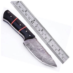 Cuchillo Multifuncional Hecho a Mano de Acero de Damasco con Funda de Cuero y Madera OEM - Product Image 1