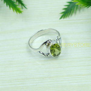 แหวนเพอริดอทดีไซน์แฮนด์เมด แหวนเงินแท้ 925 ประดับพลอยสีเขียว แหวนสัญญาสำหรับผู้หญิง เครื่องประดับเพอริดอตสำหรับผู้หญิง - Product Image 2