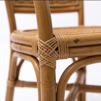 Fournisseur indonésien de fauteuils en rotin de haute qualité, meubles en osier rustiques, chaise à accoudoirs moderne pour salle à manger, sièges confortables