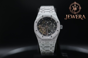 Hip Hop Iced Out Moissanite Diamond Stainless Steel Analog Glass Watch with Premium Craftsmanship for Men's Fashion Gift Giving - Product Image 6