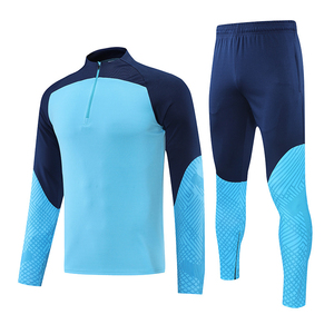 Ensemble de football en polyester imprimé par sublimation personnalisé en deux parties |   Sangle réglable à col en V pour enfants, respirante et à séchage rapide, unisexe - Product Image 3