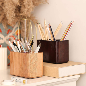 Porte-stylos et porte-crayons en bois massif de chêne moderne à deux compartiments pour bureau, maison, école, organisateur de fournitures de bureau - Product Image 1