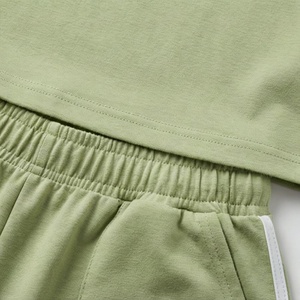 Conjunto Deportivo de 2 Piezas para Mujer, Camiseta Verde de Manga Corta y Pantalones Cortos por Encima de la Rodilla, Tejido Transpirable para Primavera - Product Image 5