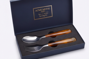 Juego de cuchara y tenedor de acero inoxidable de la colección Artisan con mango de imitación de caparazón de tortuga, pulido espejo, diseño vintage para fiestas y cafeterías. - Product Image 4