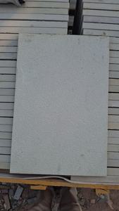 Dalles de grès gris Kandla de qualité architecturale avec surface polie ou brute pour allées de jardin et revêtement mural extérieur - Product Image 2