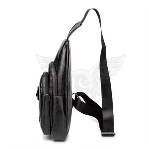 Riñonera Deportiva de Cuero con Cierre, Ecológica y Espaciosa para Mujer, Ideal para Llevar lo Esencial - Product Image 5