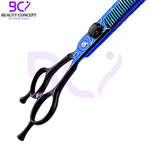 กรรไกรตัดผมคุณภาพพรีเมียม ขนาด 7.0 นิ้ว สีดำและสีน้ำเงิน น้ำหนักเบา ทนทาน จากผู้ผลิตที่ดีที่สุด ดีไซน์ทันสมัย ผลิตตามสั่ง - Product Image 6