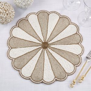 Mantel Individual Artístico Premium con Bordado de Cuentas para Decoración Elegante del Hogar, Estilismo de Mesa de Restaurante y Cenas de Ocasiones Especiales - Product Image 2