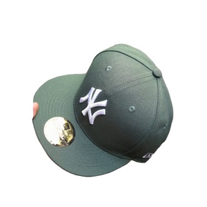 Casquette de baseball d'équipe sportive de haute qualité avec logo de broderie 3D et chapeau de papa à motif rayé d'autocollant en caoutchouc pour une utilisation de pêche décontractée - Product Image 2