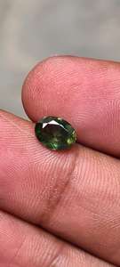 พลอยแซฟไฟร์สีเขียวธรรมชาติทรงรีเจียระไน - Product Image 4