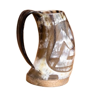 Jarra de cuerno vikinga artesanal de cobre pulido, estilo Art Déco, para cerveza, cerveza sin gas y hidromiel, con el último diseño real indio, al por mayor - Product Image 1
