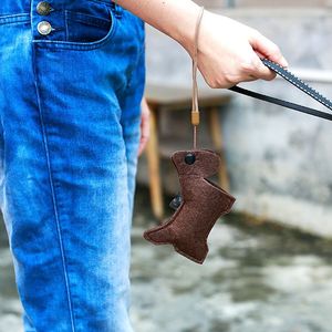 ที่เก็บถุงขยะสำหรับสัตว์เลี้ยงรูปทรงสุนัข ทำจากผ้าฟลีซ พร้อมม้วนถุง 2 ม้วน สะดวกสำหรับการกำจัดของเสียสัตว์เลี้ยง - Product Image 2