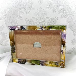 Modern Handmade Resin <b>Picture</b> <b>Frame</b> with Elegant Botanical Art for Memorable Moments - Product Image 2