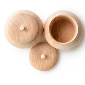 Conteneur de stockage alimentaire rond en bois artisanal avec couvercle hermétique, design minimaliste, utilisation en cuisine, préservation des épices - Product Image 2