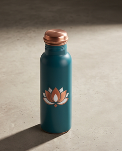 Bouteille d'eau en cuivre émaillé artisanale en gros, motif lotus, ayurvédique, étanche, écologique, gourde métallique pour la gym et le bureau, OEM - Product Image 5