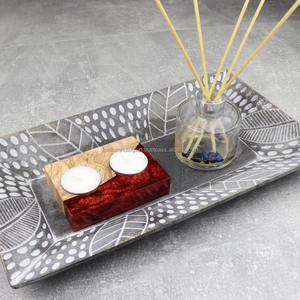 เทียนไม้กระถินเทศทำมือ พร้อมลายเรซิ่น แว็กซ์ธรรมชาติ สำหรับตกแต่งเพื่อสุขภาพ ใช้ในสปาอโรมาเธอราพี และเป็นไอเดียของขวัญสไตล์เรียบง่าย - Product Image 4