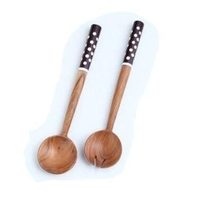 Juego de utensilios de madera para servir ensaladas, cuchara y tenedor hechos a mano, utensilios de cocina de madera natural, herramientas para mezclar ensaladas, ecológicos para la mesa. - Product Image 1