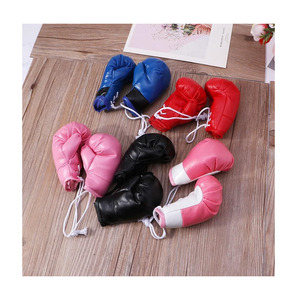 Llavero con Mini Guantes de Boxeo, Personalizado, de Cuero PU, con Cierre de Gancho y Bucle, para Uso en Exteriores, Negocios, Gimnasio y Fitness - Product Image 1