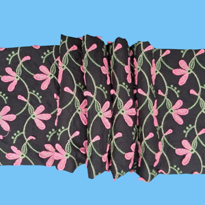 Tissu en coton noir de luxe avec broderie florale 3D rose – Textile respirant fait main pour robes féminines – Vente chaude - Product Image 1