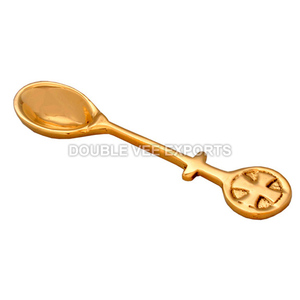 Cuchara para Incienso de Latón con Cruz en Relieve |   Cuchara para carbón de leña para iglesias – DOUBLE VEE EXPORTS - Product Image 2
