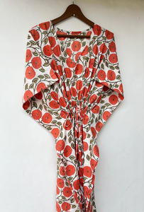 Caftán de encaje de algodón 100% suave con estampado animal, cuello en V, manga corta, largo completo, elegante para mujer, ideal para verano y playa, o como vestido de dama de honor. - Product Image 4