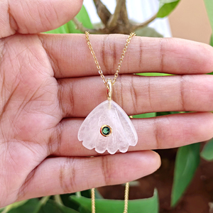 Attractive crystal quartz shell carving <b>with</b> green cz pendant necklace 18k gold plated <b>cable</b> link chain For wholesale jewelry - Product Image 6