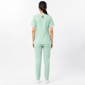 ชุดสครับมืออาชีพสำหรับบุคลากรทางการแพทย์ เนื้อผ้าระบายอากาศได้ดี น้ำหนักเบา สวมใส่สบาย ทนทาน ออกแบบมาเพื่อการใช้งานด้านการดูแลสุขภาพ - Product Image 6