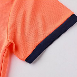 Uniforme de Fútbol Personalizado de Fábrica con el Último Diseño, Poliéster Transpirable de Alta Calidad - Product Image 4