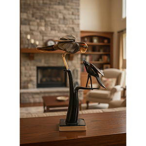 Sculpture artisanale rustique en bois d'oiseau et de branche - Décoration d'intérieur écologique pour table de salon, provenant d'Orissa - Product Image 2