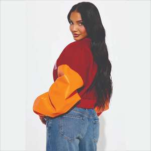 Veste varsity courte imperméable 100% laine pour femmes, manches en cuir, fermeture à boutons, manteau d'hiver pour femmes, fabriqué au Pakistan - Product Image 3