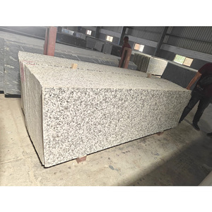 Granito Blanco Perla de Alta Calidad |   Acabado Flameado de 20 mm para Diseño Arquitectónico Moderno, Piedra Duradera para Uso Comercial y Residencial - Product Image 5