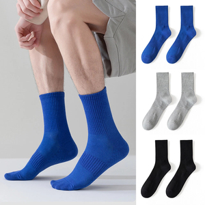 Chaussettes décontractées en tricot uni chaudes pour hommes et femmes, couleur bleue, broderie, chaussettes de sport en laine, pour l'entraînement, saison hiver-automne - Product Image 3