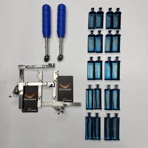 ชุดเครื่องมือผ่าตัดกระดูกสันหลังส่วนคอแบบปรับได้ รุ่น Casper Cervical Vertebrae Black Spine Retractor ปี 2026 ผลิตโดย Dentavex ทำจากเหล็กกล้า ใช้งานด้วยมือ - Product Image 4