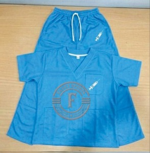 Uniforme de Enfermería Clínica |   Conjunto con Cuello en V y Costuras Reforzadas con Cintura Ajustable con Cordón - Product Image 1