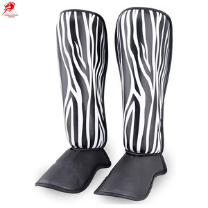 Protège-tibias légers pour les activités d'entraînement régulières, équipement de protection sportive, vêtements de fitness pour adultes - Product Image 1