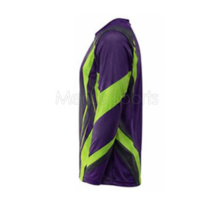 Maillot de saut en parachute athlétique avec des panneaux imprimés dynamiques et un matériau flexible pour les performances en extérieur - Product Image 3