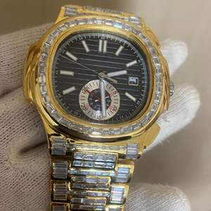 Reloj de Joyería Hip Hop con Diamantes Moissanite Cultivados en Laboratorio, Corte Redondo VVS, Correa de Goma, Reloj Mecánico Hecho a Mano - Product Image 5