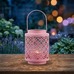 Elegantes Faroles de Hierro Hechos a Mano con Diseño de Rejilla, Impermeables y Ecológicos para Bodas - Product Image 5