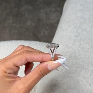 9.00 Carat Radiant Cut Lab Grown Diamond <b>Ring</b> - Pavé Halo & Pavé <b>Split</b> Shank – IGI Certified - 18k White Gold - Product Image 5