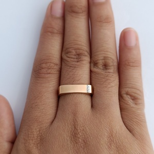 Namivaa – alliance de mariage en or rose 18 carats pour femme, minimaliste, carrée, finition mate, moderne, bijoux fins, cadeau pour usage quotidien - Product Image 5