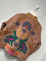 Veste bomber vintage pour femme en coton 100% brodée à la main, motif floral Suzani, style bohème, art ethnique folklorique, manches longues, respirante, pour l'hiver et l'automne