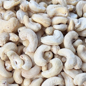 Offre Spéciale Noix de cajou W180 W320, Noix de cajou de Tanzanie, Noix de cajou de Santigo, Noix de cajou du Vietnam, Prix raisonnable - Product Image 1