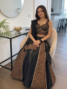 TENNECY Black Printed Cotton Garba Chaniya Choli-Stretchable Party Wear for <b>Wedding</b> & Casual Occasions - Product Image 4