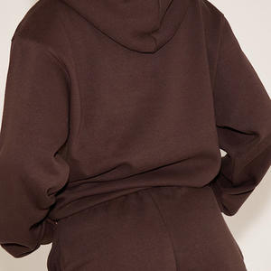 Ensemble sweat à capuche et short pour femme, broderie personnalisée, vêtements décontractés pour le plein air et les voyages, fournisseur OEM ODM de marques privées - Product Image 3