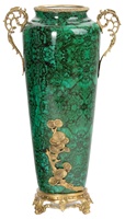Créations en malachite pour la décoration intérieure : Merveilles de la Forêt Mystique – Pierre précieuse polie dans une harmonie verdoyante